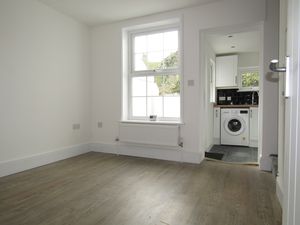 Dining Room- click for photo gallery